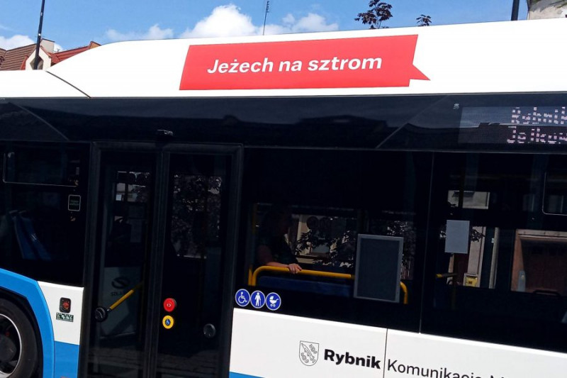 Elektryczne autobusy do 2050 r. mogą stanowić 90% floty